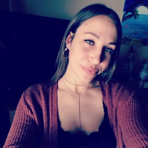 Nicki Living Freely - Picture 10 of 11